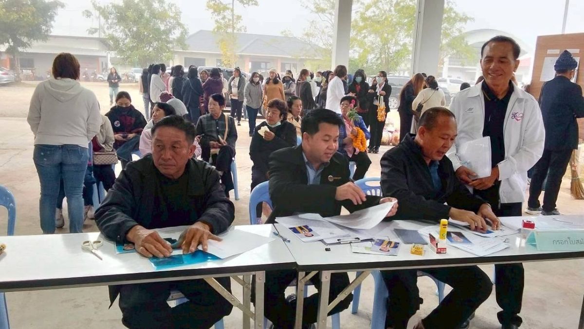 บรรยากาศการรับสมัครนายกองค์การบริหารส่วนตำบลน้ำแวนและสมาชิกสภา