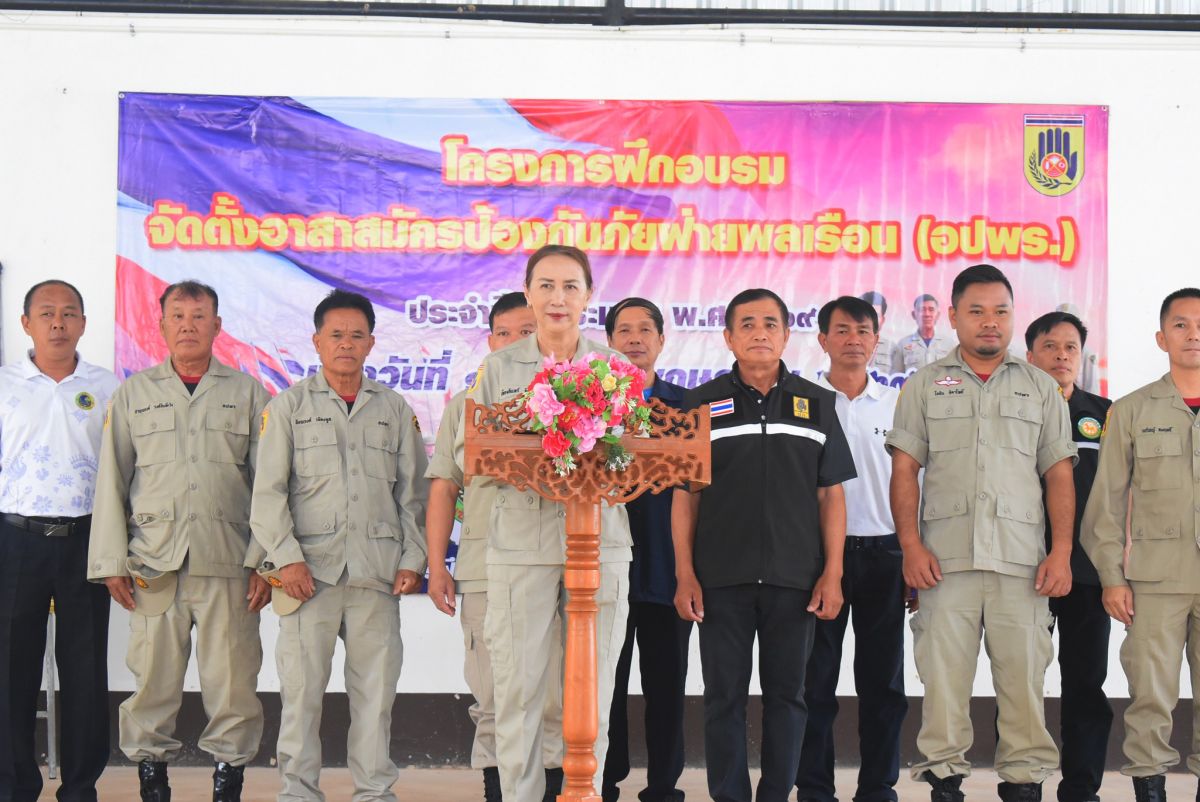 ในวันที่ 13  พ.ค. 2569 เวลา 08.30 น. นางเทียมจันทร์ มังคลาด นายกอบต. น้ำแวน พร้อมด้วยคณะผู้บริหารประธานสภา สมาชิกสภาอบต. ปลัดและหัวหน้าส่วนราชการ อบต.น้ำแวน ได้เข้าร่วมพิธีเปิดโครงการอบรม จัดตั้งอาสาสมัครป้องกันภัยฝ่ายพลเรือน (อปพร) ประจำปีงบประมาณ พ.ศ 2569 